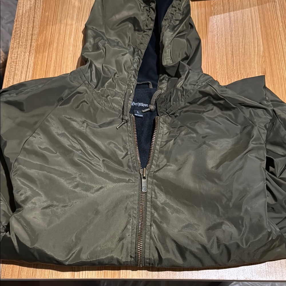 Brixton Green Windbreaker Jacket Lightweight Hooded Design